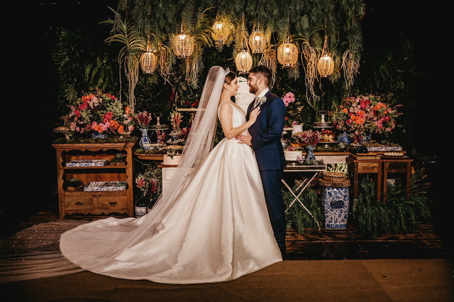 Should You Rent or Buy Your Reception Linens?